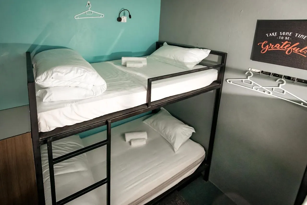 Vibrant Hostel Kota Kinabalu